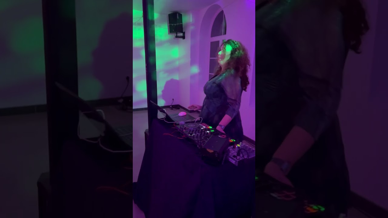 DJ mariage Gard Al&egrave;s / tout public g&eacute;n&eacute;raliste. Animation &eacute;l&eacute;gante